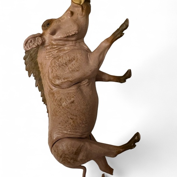 2019 Lanard Jumanji Wild Kingdom Collection 6" Warthog Boar Pig Animal Figure - Picture 3 of 7